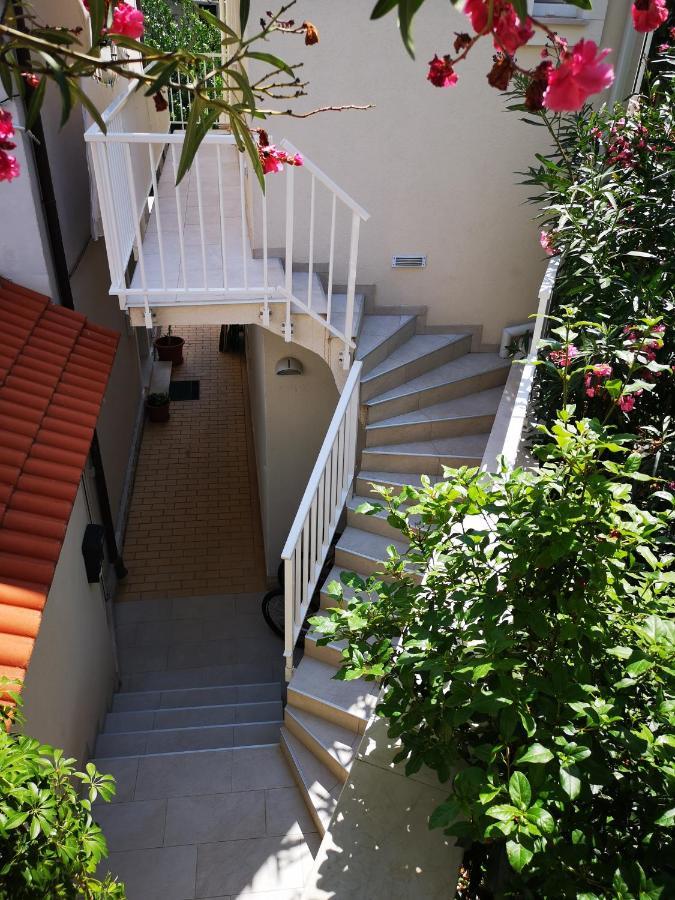 Lägenhet Orsan - Elegant With Private Terrace