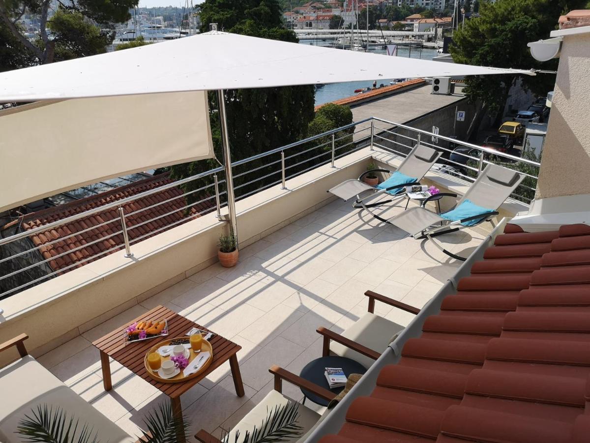 Orsan - Elegant With Private Terrace