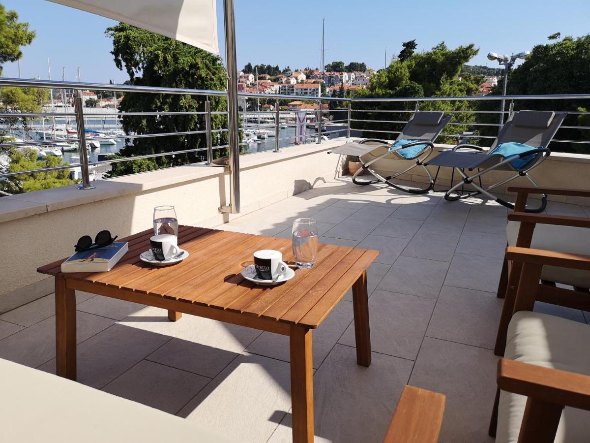 Orsan - Elegant With Private Terrace